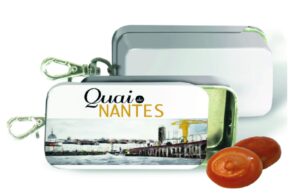 BOITE PORTE CLES AVEC CARAMEL DUR