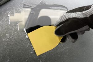 GRATTOIR A GLACE EN PET RECYCLE CHILLY