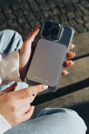 POWERBANK 3000MAH EN PLASTIQUE/ALU RCS URBANVITAMIN BURBANK