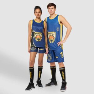 ENSEMBLE DE BASKET A COL RAS DU COU 145GR SUR MESURE